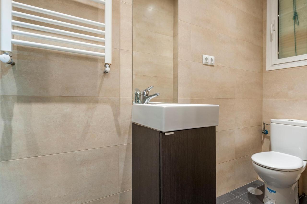 Atocha VI - Elegancia Urbana En Una Ubicacion Privilegiada Madrid Ngoại thất bức ảnh